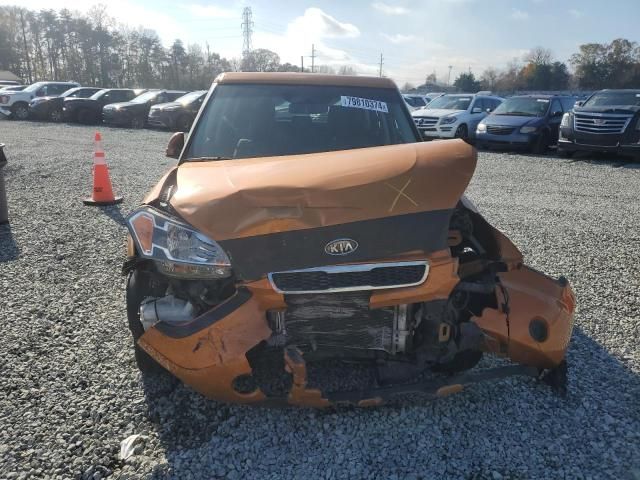 2011 KIA Soul +