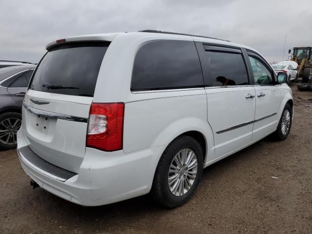 2015 Chrysler Town & Country Touring L