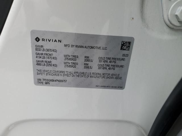 2023 Rivian R1S Adventure