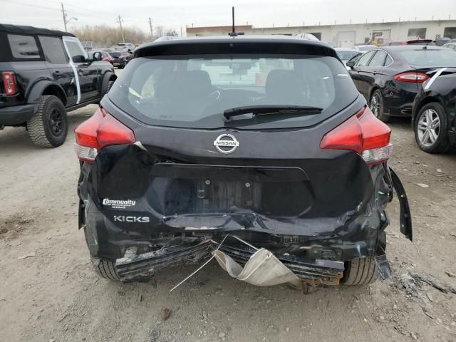 2019 Nissan Kicks S