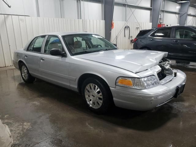 2003 Ford Crown Victoria LX