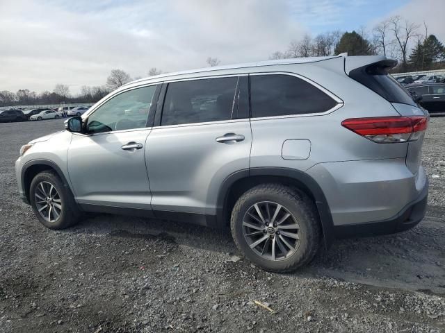 2019 Toyota Highlander SE