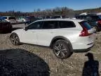 2023 Volvo V60 Cross Country Plus