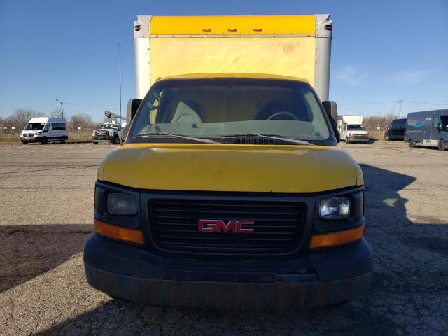 2005 GMC Savana Cutaway G3500