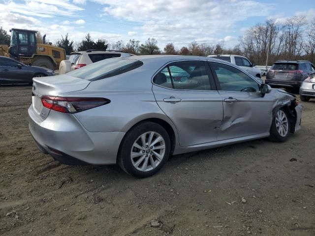 2022 Toyota Camry LE