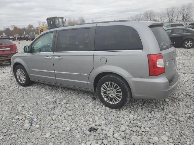 2015 Chrysler Town & Country Touring L