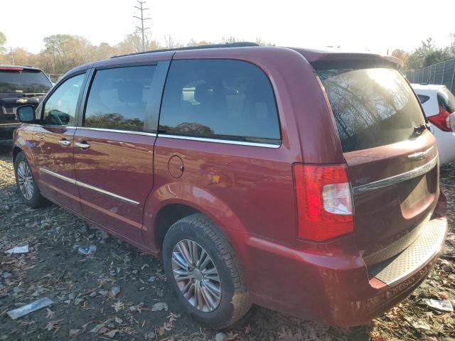 2013 Chrysler Town & Country Touring L