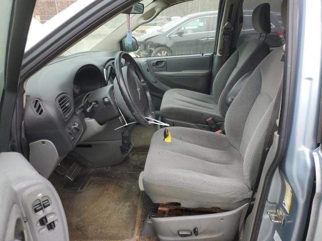 2005 Chrysler Town & Country Touring