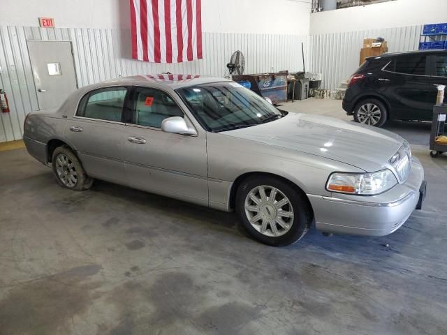 2007 Lincoln Town Car Signature Limited