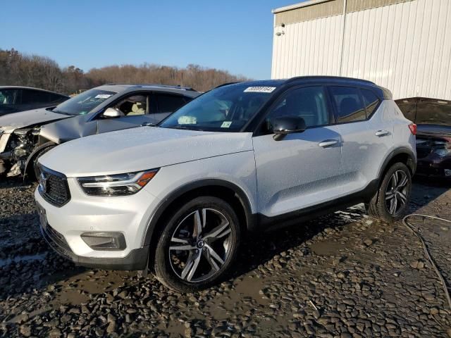 2021 Volvo XC40 T5 R-Design