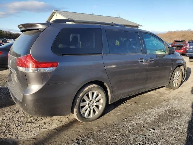 2011 Toyota Sienna XLE