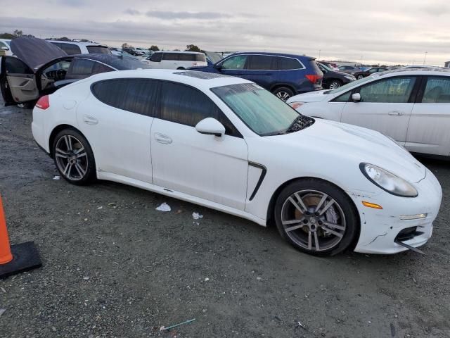 2015 Porsche Panamera 2