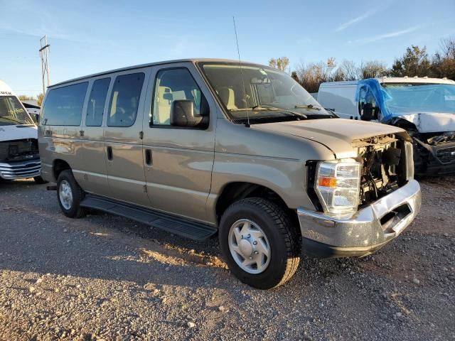 2013 Ford Econoline E350 Super Duty Wagon