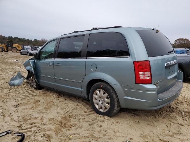 2010 Chrysler Town & Country LX