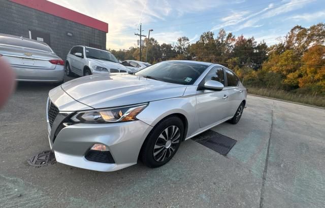 2019 Nissan Altima S