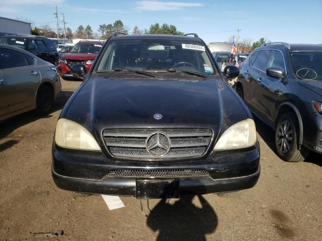 2000 Mercedes-Benz ML 320