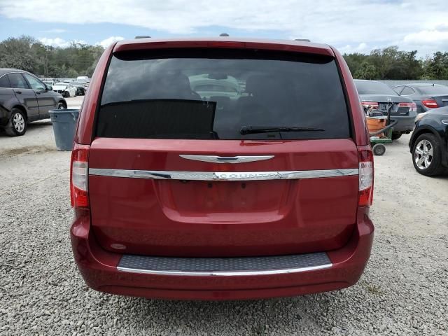 2014 Chrysler Town & Country Touring