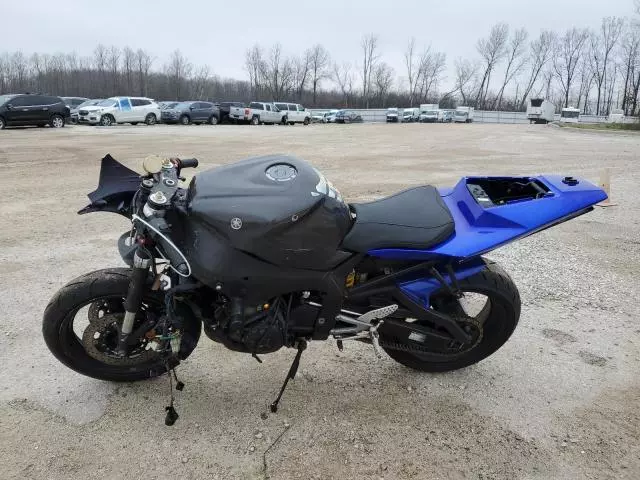 2003 Yamaha YZFR1