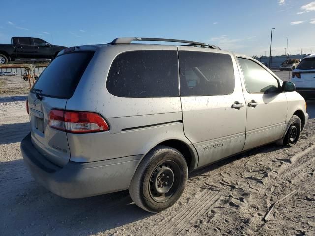 2002 Toyota Sienna CE