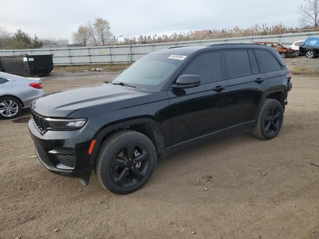 2022 Jeep Grand Cherokee Laredo