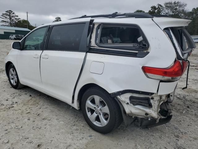 2012 Toyota Sienna LE