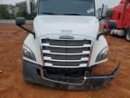 2018 Freightliner Cascadia 126