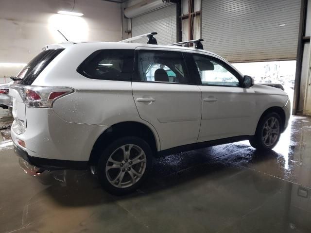 2014 Mitsubishi Outlander SE