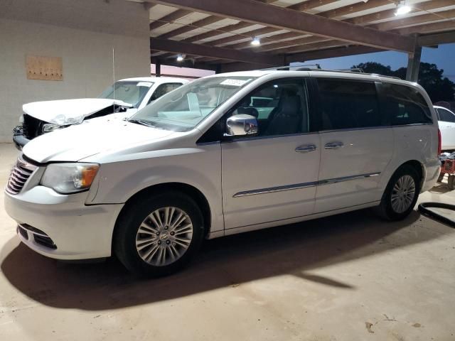 2012 Chrysler Town & Country Limited