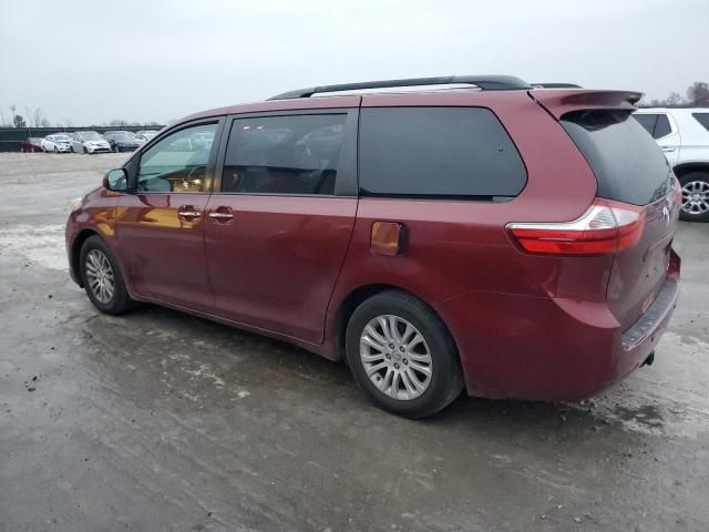 2015 Toyota Sienna XLE