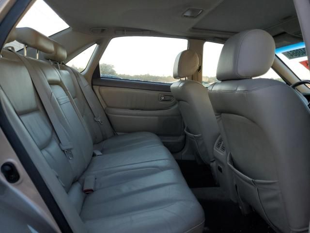 2004 Toyota Avalon XL