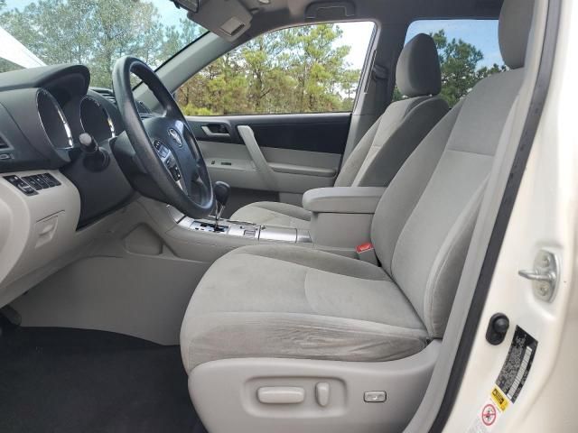 2013 Toyota Highlander Base