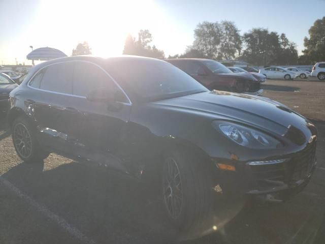 2016 Porsche Macan S