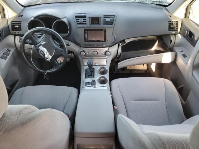 2011 Toyota Highlander Base