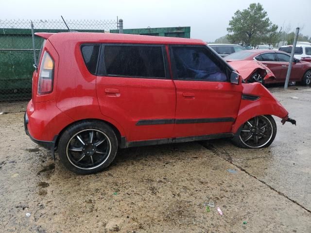 2010 KIA Soul +