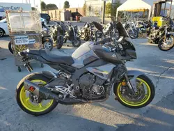 Motos salvage a la venta en subasta: 2017 Yamaha FZ10 C