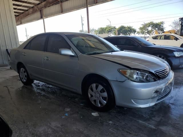 2005 Toyota Camry LE