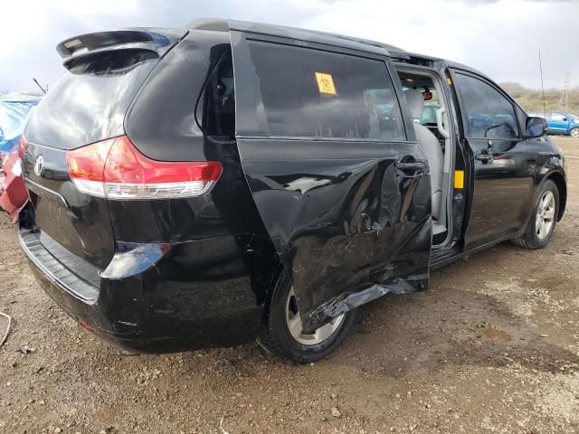 2012 Toyota Sienna LE