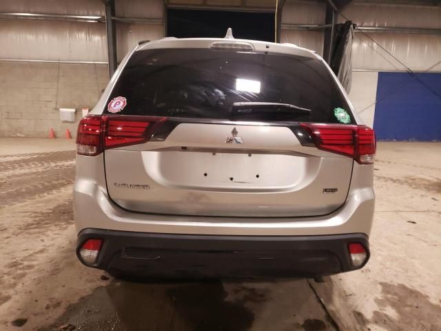 2020 Mitsubishi Outlander SE