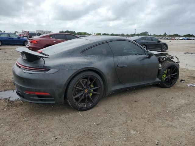 2020 Porsche 911 Carrera