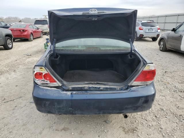 2005 Toyota Camry LE