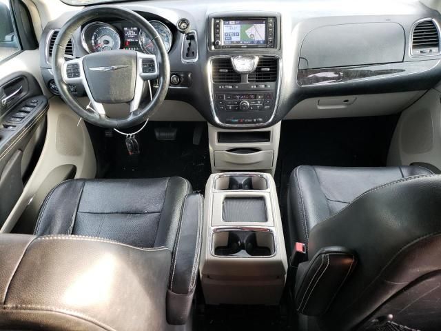 2012 Chrysler Town & Country Touring L