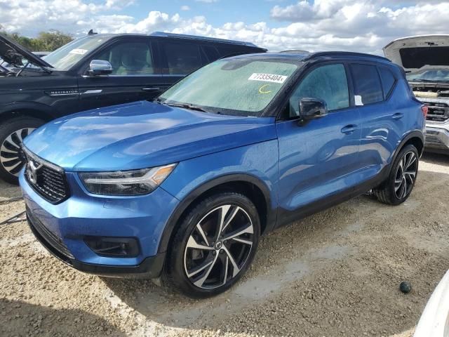 2021 Volvo XC40 T5 R-Design