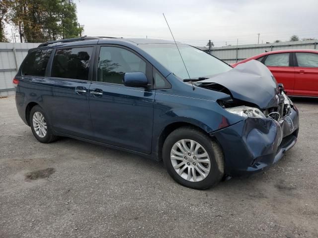 2012 Toyota Sienna XLE