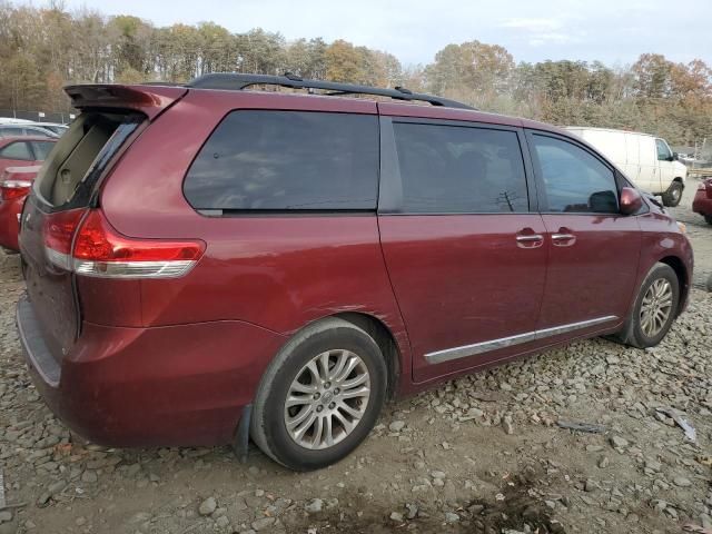 2014 Toyota Sienna XLE