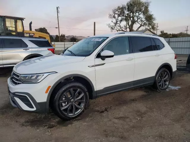 2024 Volkswagen Tiguan SE