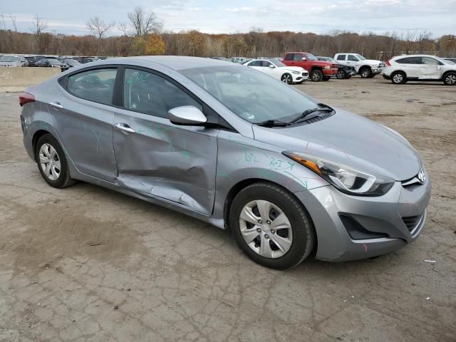 2016 Hyundai Elantra SE