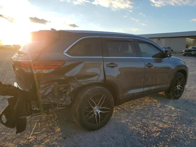 2019 Toyota Highlander SE