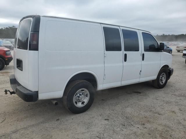 2020 Chevrolet Express G2500