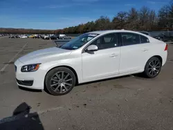 Volvo Vehiculos salvage en venta: 2017 Volvo S60 Premier