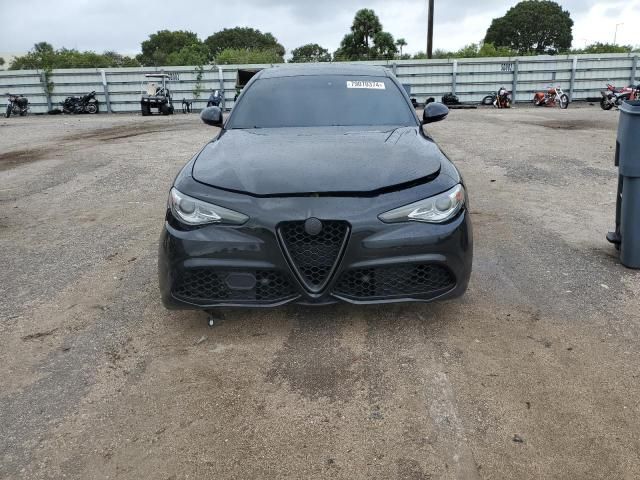 2017 Alfa Romeo Giulia TI Q4